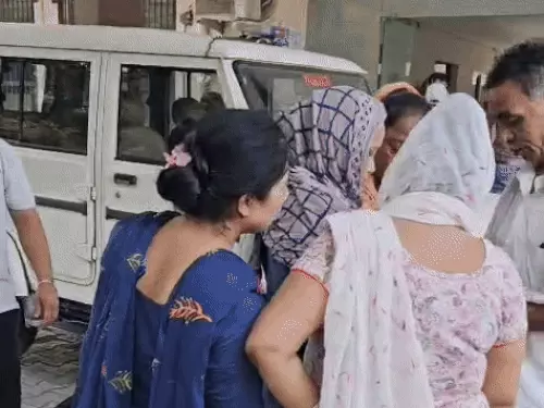 करनाल में अर्धनग्न हालात में मिला युवती का शव:3 साल से करती थी कोठी में काम, शरीर पर चोट के निशान, रेप कर हत्या का शक